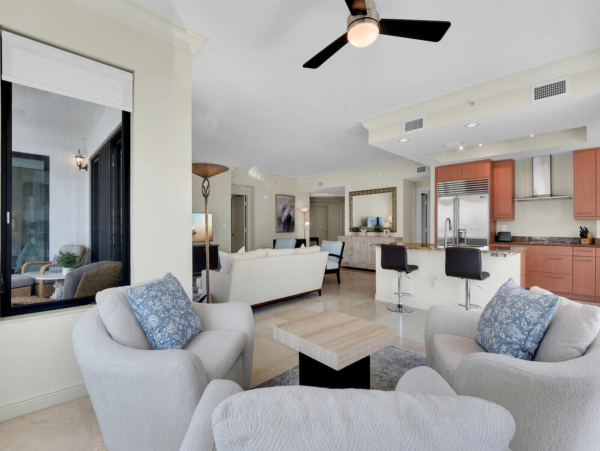 Downtown Naples Luxury Two Bedroom Waterfront Residence